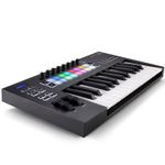 controlador-midi-novation-launchkey-25-mk3-211853-2