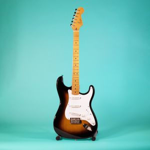 Guitarra eléctrica Squier Stratocaster 50s Classic Vibe 2 Color Sunburst SEMINUEVO
