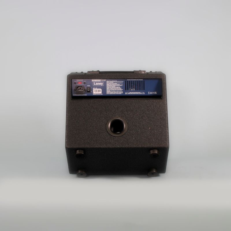 3-amplificador-rb2-combo-bajo-30w-laney-openbox-1092329-1