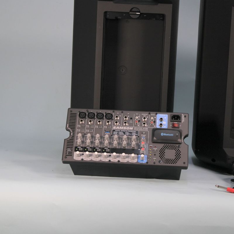 6-caja-acustica-activa-portable-samson-xp1000b-con-bluetooth-openbox-1098138-1