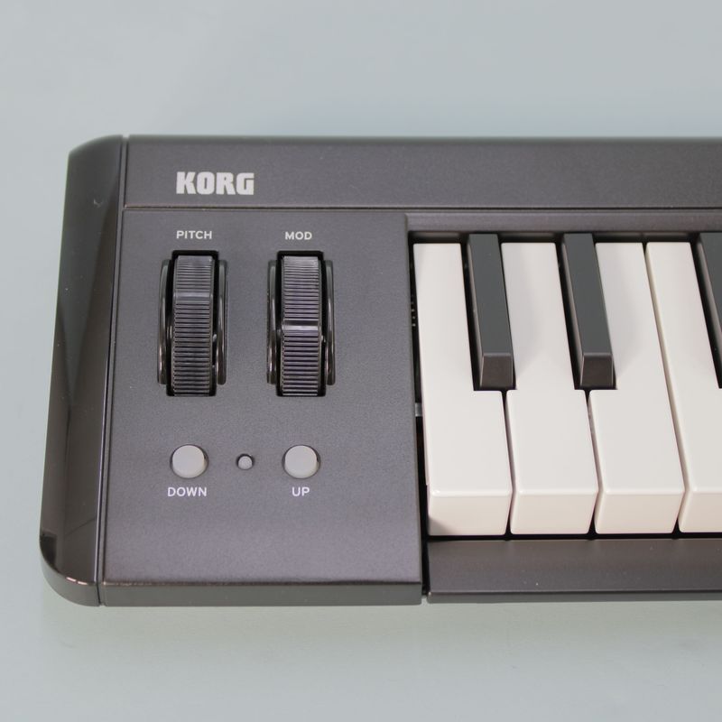 4-teclado-controlador-korg-microkey2-61-openbox-1102115-1