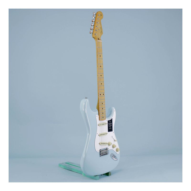 3-guitarra-electrica-fender-vintera-50s-strat-mod-mn-dnb-1112488