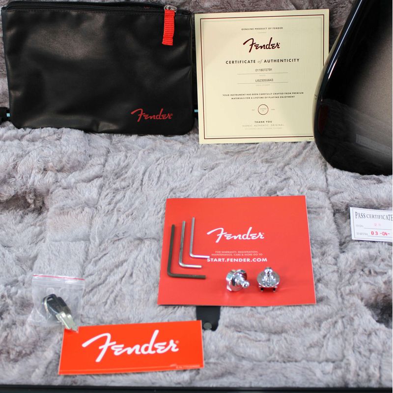 6-guitarra-electrica-fender-ultra-luxe-strat-hss-fr-mn-svb-1112515