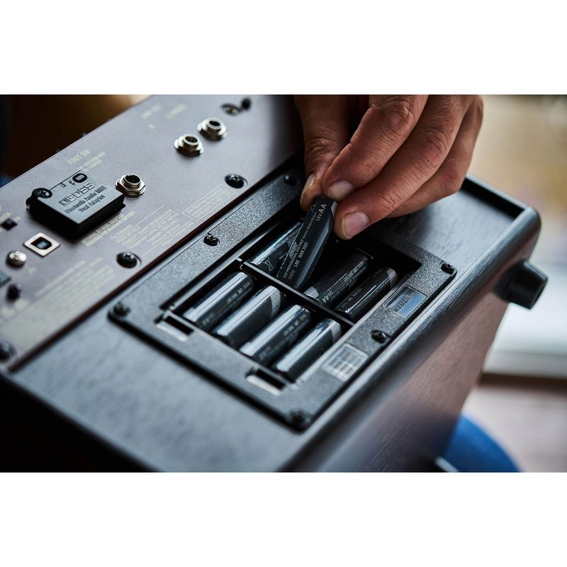 6-combo-de-guitarra-electroacustica-boss-ac-22lx-213311