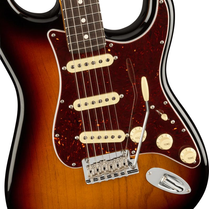 3-guitarra-electrica-fender-american-professional-ii-stratocaster-3-color-sunburst-1113227