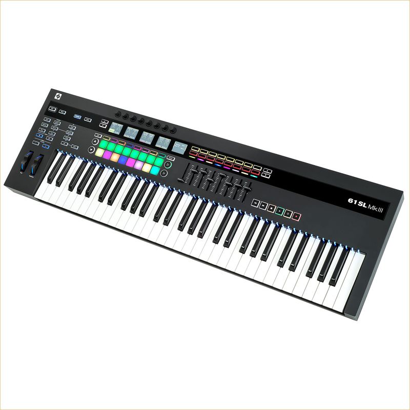 c*s様 Novation 61 SL MK3 (新品) Teclado controlador Novation SL MKIII - 61 teclas - Audiomusica