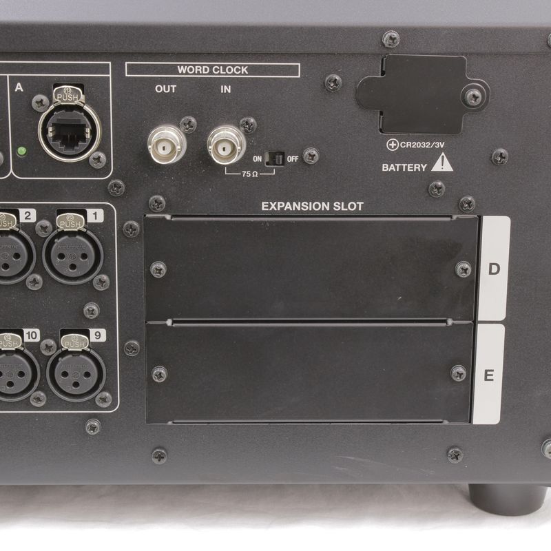 09-m-5000-mixer-av-digital-roland-systems-openbox-209163-1.jpg