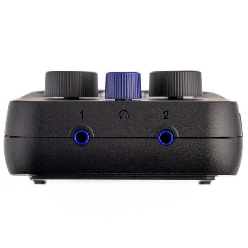 4-procesador-de-audio-para-podcast-zoom-podtrak-p2-1114465